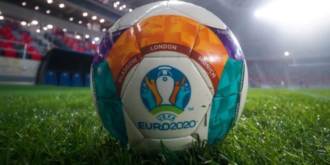Rampenlicht-Sportgruppe-erhöht-Publikums-Engagement-vor der Euro 2020